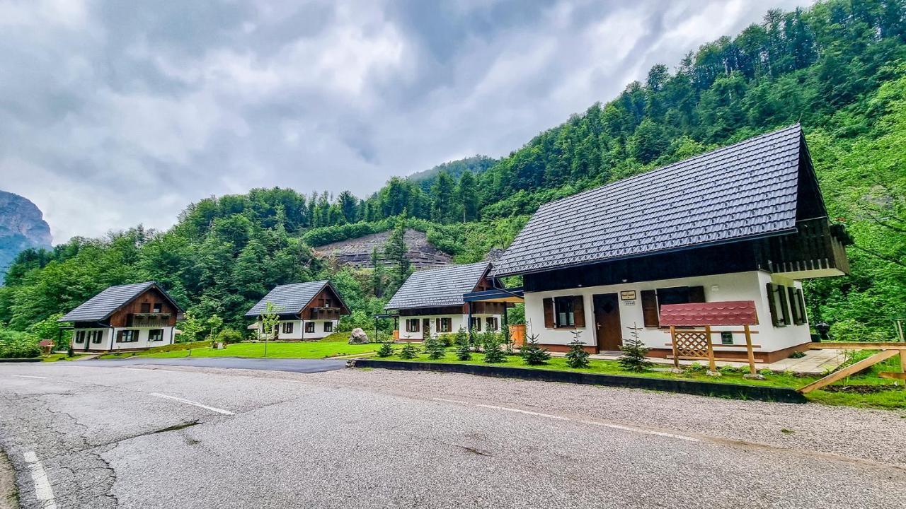 Resort Stari Malni, Osilnica - Vacation Houses Stari Malni Ngoại thất bức ảnh