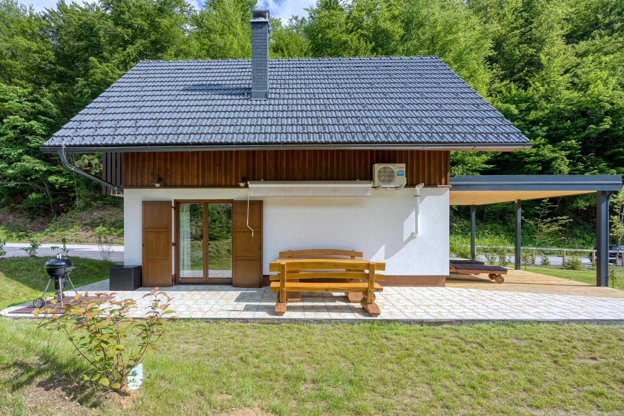 Resort Stari Malni, Osilnica - Vacation Houses Stari Malni Phòng bức ảnh